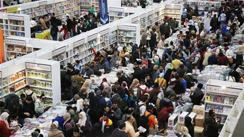 زوار معرض الكتاب