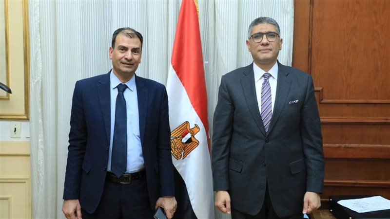 محافظ الجيزة والمهندس فؤاد زكريا