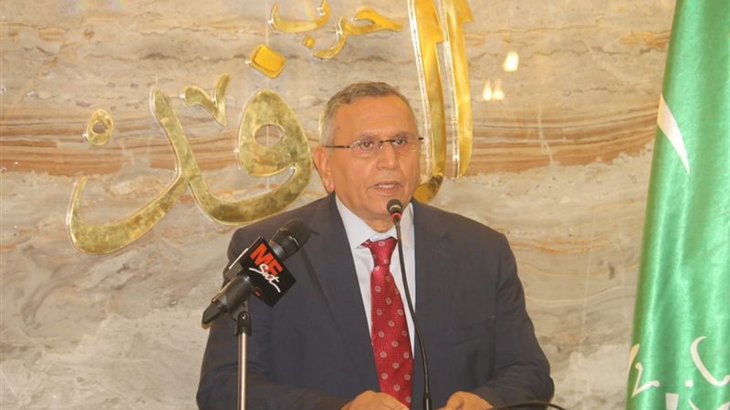 الدكتور عبد السند يمامة 