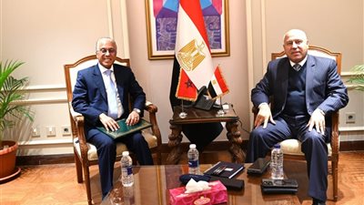 مصر والمغرب يبحثان المشاركة في تنفيذ مشروعات كأس العالم 2030