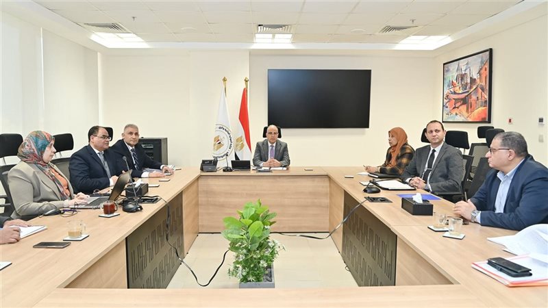 اجتماع وزير الري