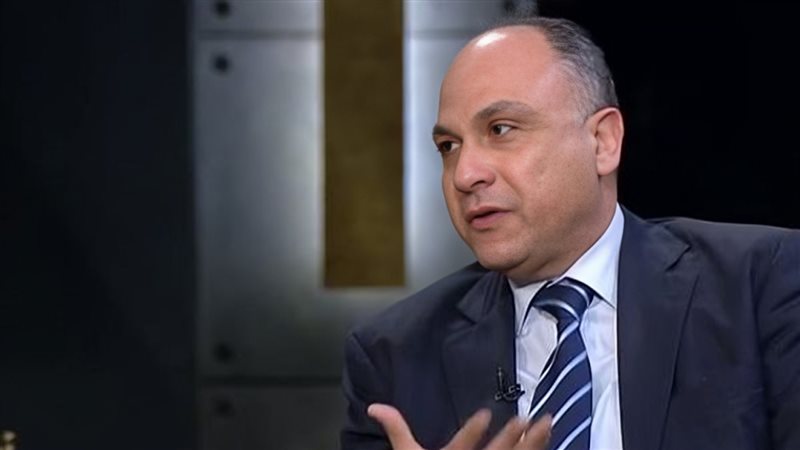 الكاتب الصحفي أيمن صقر