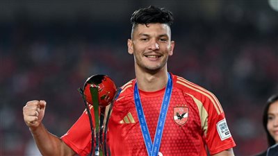 الأهلي يجهز أشرف داري لمواجهة الإسماعيلي بالدوري الممتاز