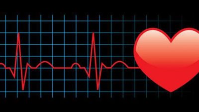استشاري قلب: الجلوس الطويل أمام الشاشات يضاعف مخاطر أمراض القلب