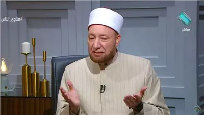حكم المكالمة الهاتفية بين الخاطب والمخطوبة في الإسلام؟.. أمين الفتوى يُوضح
