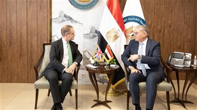 مصر وبريطانيا تتفقان على تعزيز التعاون في الطاقة المتجددة والتعدين (تفاصيل)