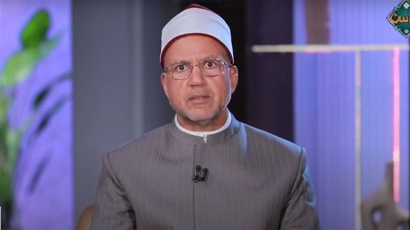 الدكتور عبد اللطيف سليمان «عالم بالأزهر الشريف»