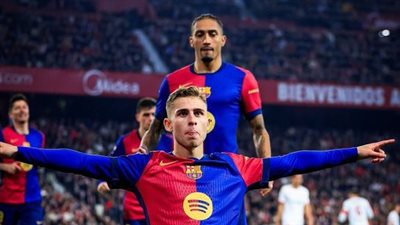 برشلونة يقسو على أشبيلية برباعية ويغازل الصدارة بفارق نقطتين عن الريال (فيديو)