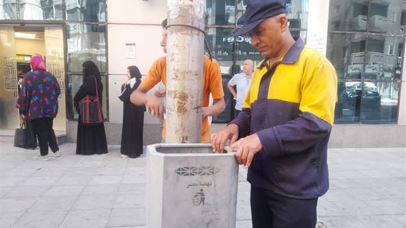 تركيب صناديق القمامة