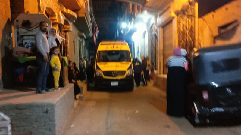 نقل جثمان الفتاة لمشرحة المستشفى