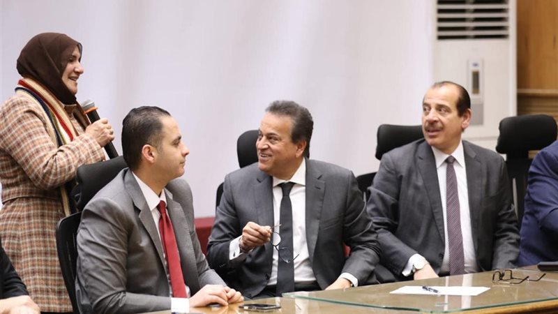 وزير الصحة يشهد قرعة اختيار البعثة الطبية لموسم الحج