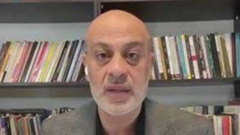 أحمد زكارنة، المحلل السياسي الفلسطيني