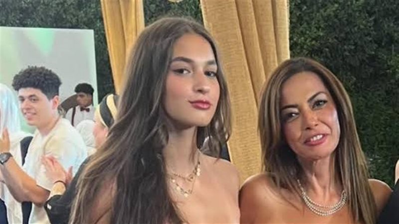 داليا مصطفى وابنتها سلمى