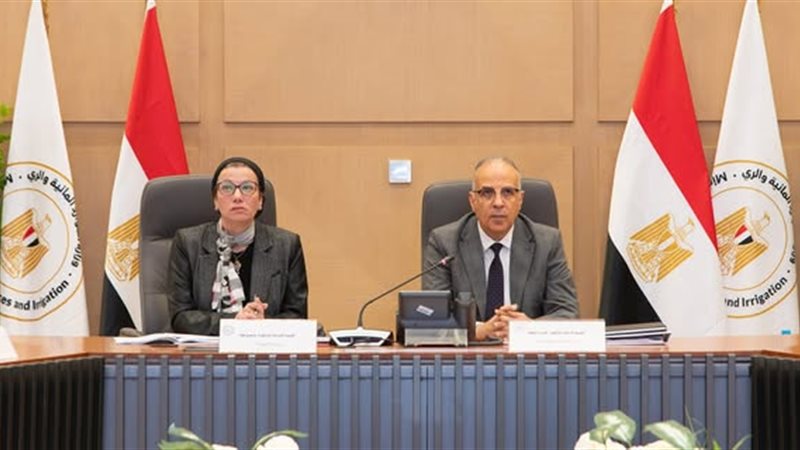 وزير الري ووزيرة البيئة 