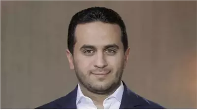 داعية إسلامي يوضح حكم ابتلاع الصائم الماء أثناء السباحة في رمضان (فيديو)