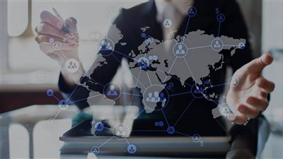 رئيس الوزراء يكشف خطة الدولة لتعزيز التحول الرقمي