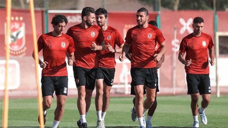 لاعبي الأهلي