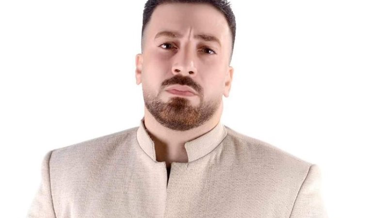 المطرب أدهم عثمان