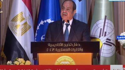 الرئيس السيسي: واجهنا الإرهاب والترويع واستعدنا بناء المؤسسات لتنعم مصر
