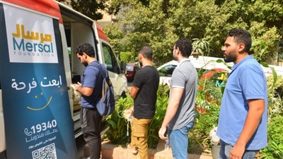 شهامة المصريين.. زحام في «القومي لنقل الدم» دعما لأهالي غزة