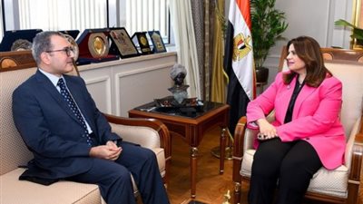 وزيرة الهجرة تؤكد دعمها للجالية المصرية في الإمارات