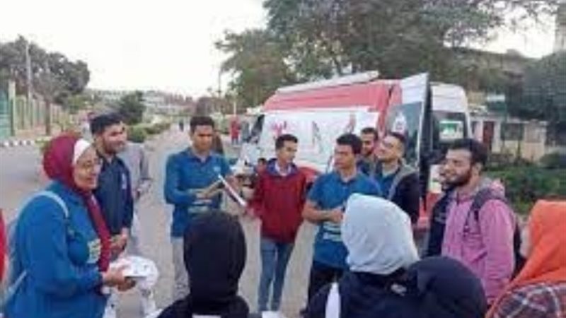 كفر الشيخ يدعمون أهالي غزة بتنظيم حملات موسعة للتبرع بالدم