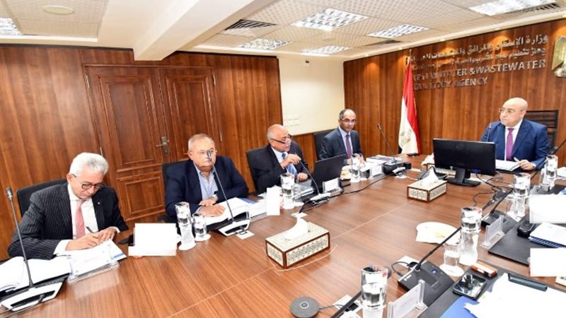 وزير الإسكان