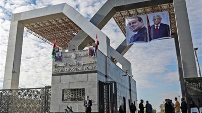 البيت الأبيض يأمل في فتح معبر حدودي مع غزة
