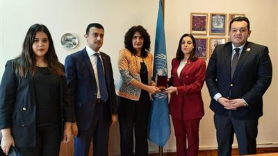 وفد التنسيقية يبحث مع رئيسة مكتب الأونروا بالقاهرة الأوضاع في غزة