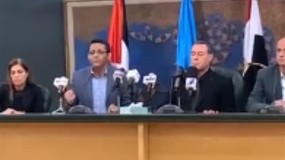 السفير الفلسطيني  إسرائيل قصفت مدرسة ٌقبل قصف مستشفى المعمداني بغزة