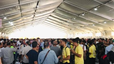 زحام شديد داخل اللجان الانتخابية بنادي الزمالك.. صور