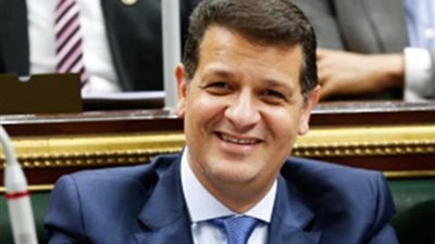 طارق رضوان: سيأتي يوم النصر لفلسطين ونرتدي الزي الأبيض