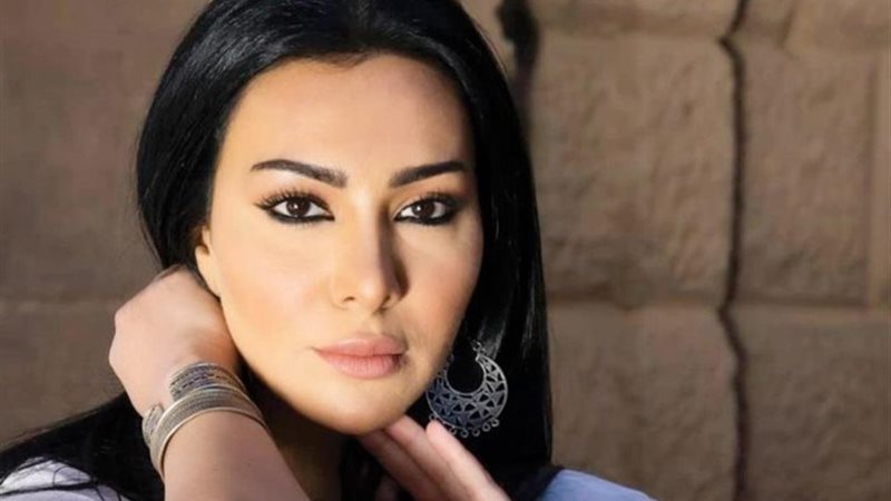 الفنانة ميرهان حسين