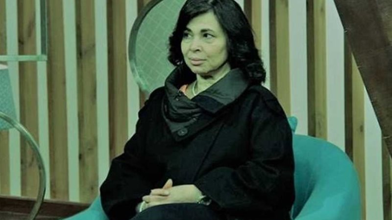 الفنانة لبنى ونس