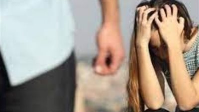 بسبب تصرفه مع شعرها الأصفر .. حكاية «غادة» في دعوى خلع أمام محكمة الأسرة