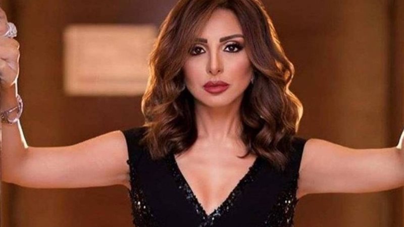 الفنانة أنغام