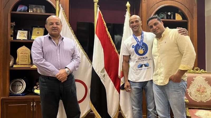 جانب من التكريم كرم جابر وزيارة مجلس إدارة اللجنة الأولمبية