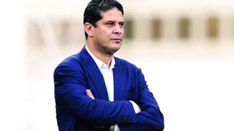 ايمن الرمادي -مدرب سيراميكا كليوباترا