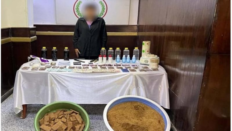 المتهمة والمضبوطات