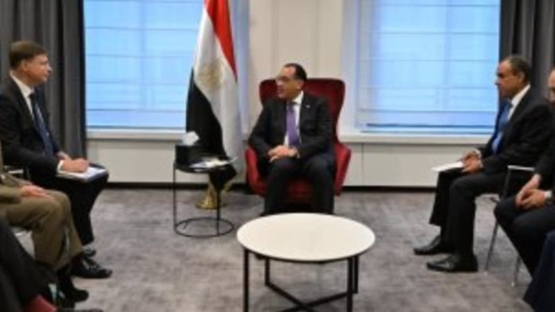 مدبولي خلال لقائه نائب رئيس المفوضية الأوروبية