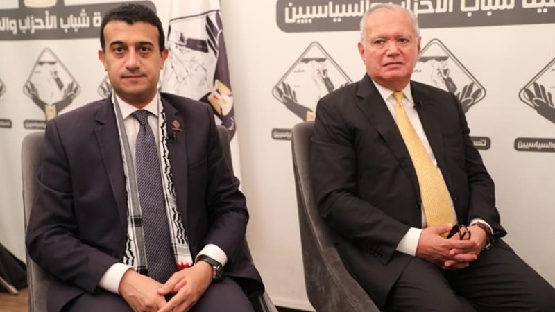 السفير محمد العرابي والنائب طارق الخولي