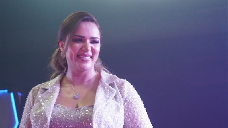 الفنانة بتول بني
