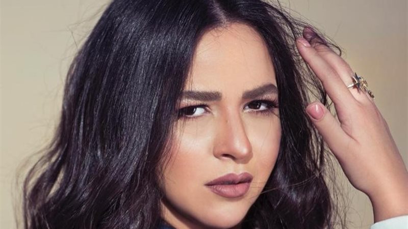 الفنانة إيمي سمير غانم