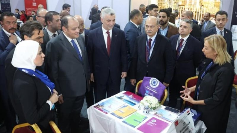 وزير التجارة