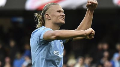 الدوري الإنجليزي..هالاند يضرب مانشستر يونايتد بالهدف الثاني