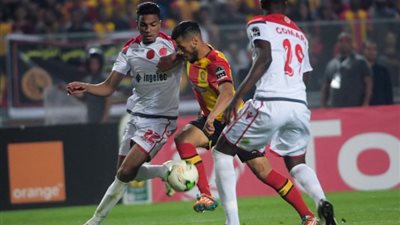الدوري الإفريقي..التعادل يحسم الشوط الأول بين الوداد والترجي