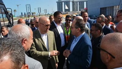 وزير الإسكان: عايز مواقع مدينة العلمين 