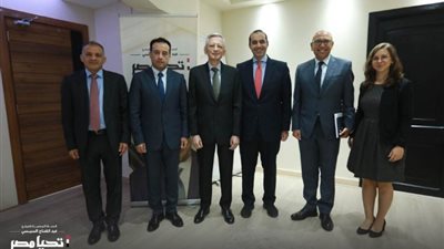 حملة السيسي تستقبل السفير الفرنسي مارك باريتي