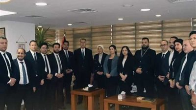 حملة بشبابها تزور السفير الفلسطيني بالقاهرة