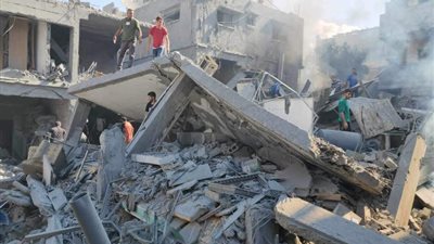 قوات الاحتلال تجدد قصفها لمحيط مستشفى القدس